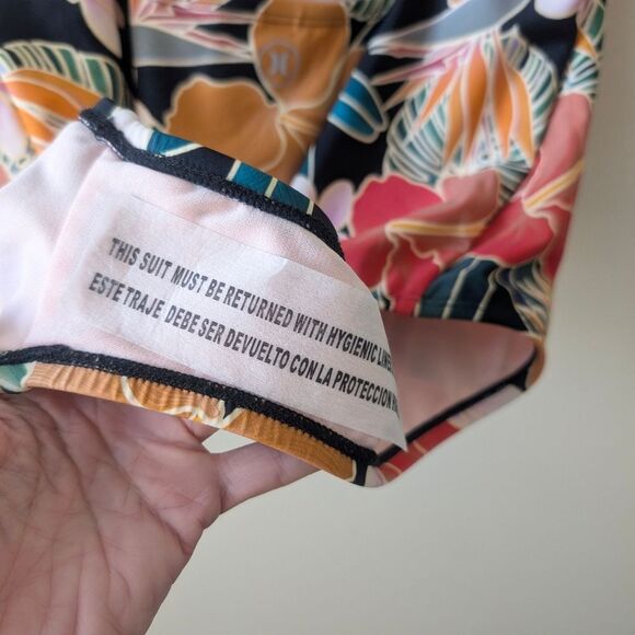 Hurley Women's UPF 50+ Stretch Midweight One Piece Swimsuit Black Multi L NEW - Picture 8 of 8